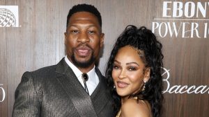 What's That, Sis?! Meagan Good & Jonathan Majors Trend After Revealing Major Relationship Update (VIDEOS)