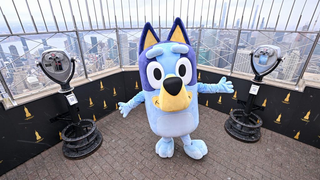 NEW YORK, NEW YORK - NOVEMBER 22: Bluey visits the Empire State Building on November 22, 2024 in New York City. (Photo by Roy Rochlin/Getty Images for Empire State Realty Trust)